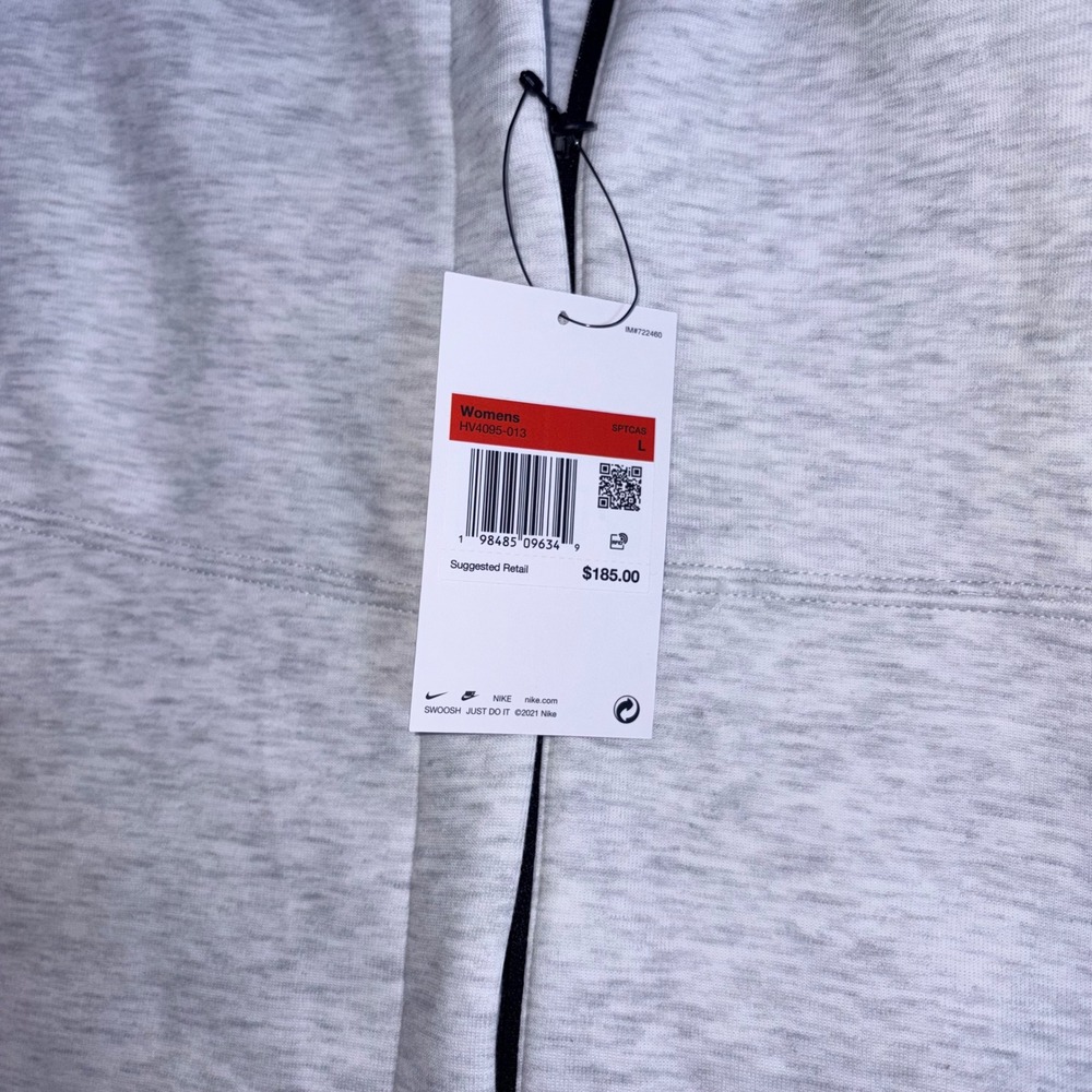 Nike Tech Fleece Jumpsuit large Grey New Full Zip Mock Neck Long Sleeve Sporty - Picture 11 of 11